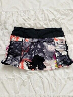 Lululemon athletica Vintage/ Rare “Unicorn Tears” Skort size 6